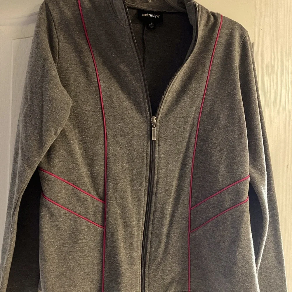 Jacket - Picture 1 of 3